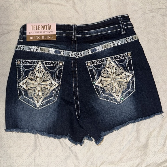 Telepatia High Rise Short - Picture 2 of 3